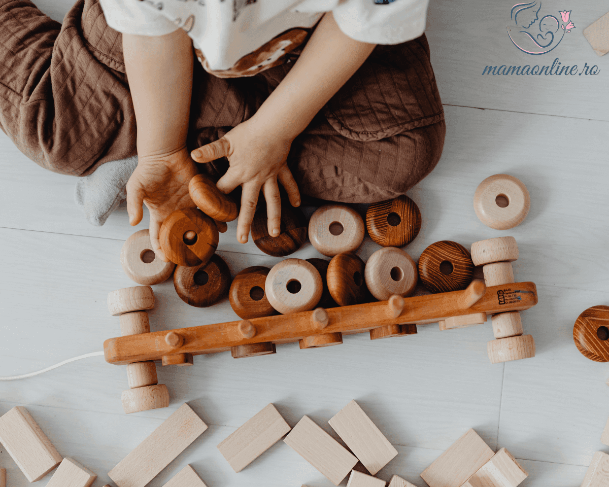 Top 5 jucării educative pentru bebeluși